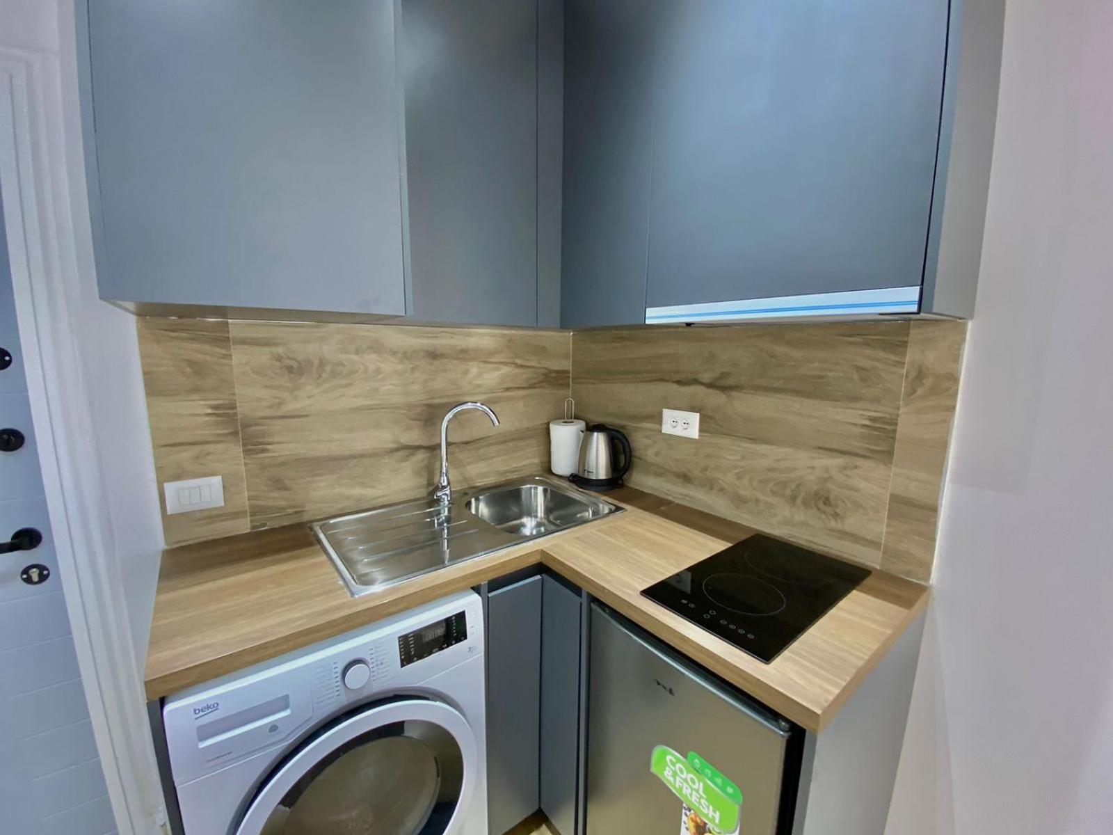 Mara Central Apartment 3 Tirana Zewnętrze zdjęcie