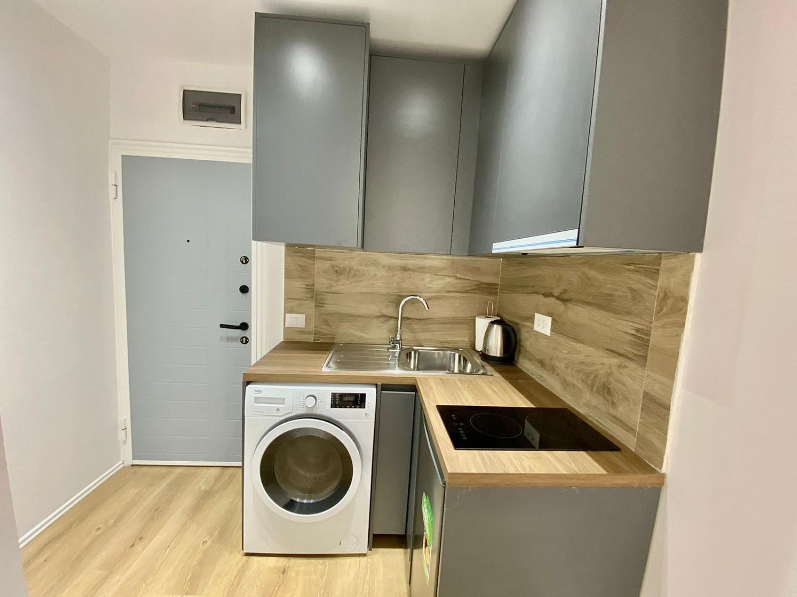 Mara Central Apartment 3 Tirana Zewnętrze zdjęcie